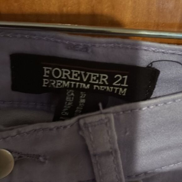 Forever 21 Jeans - Picture 3 of 3